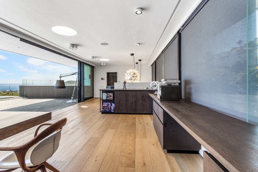 5 Bedroom Property for Sale in Camps Bay Western Cape